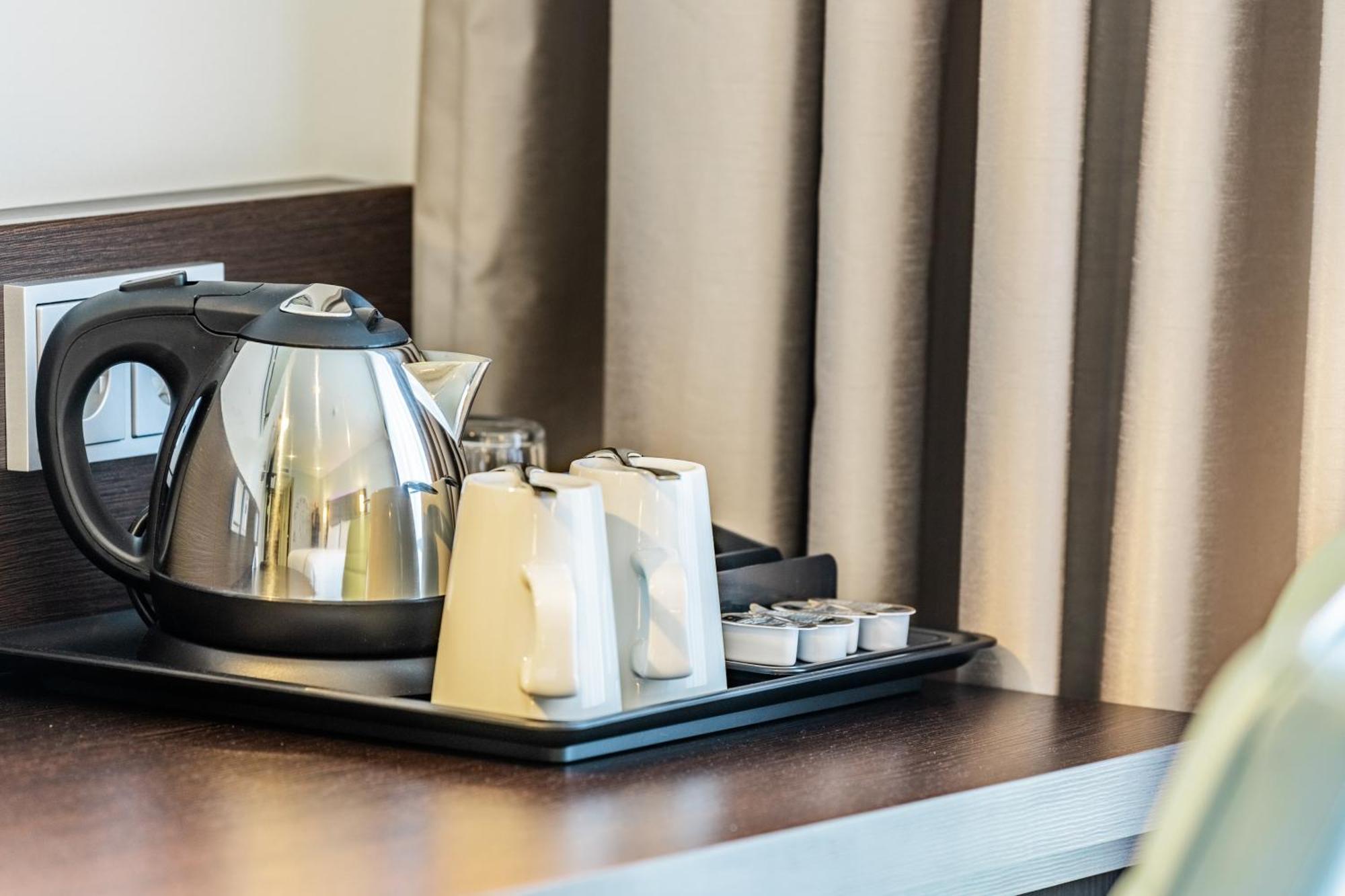 Premier Inn Berlin City Wilmersdorf Экстерьер фото